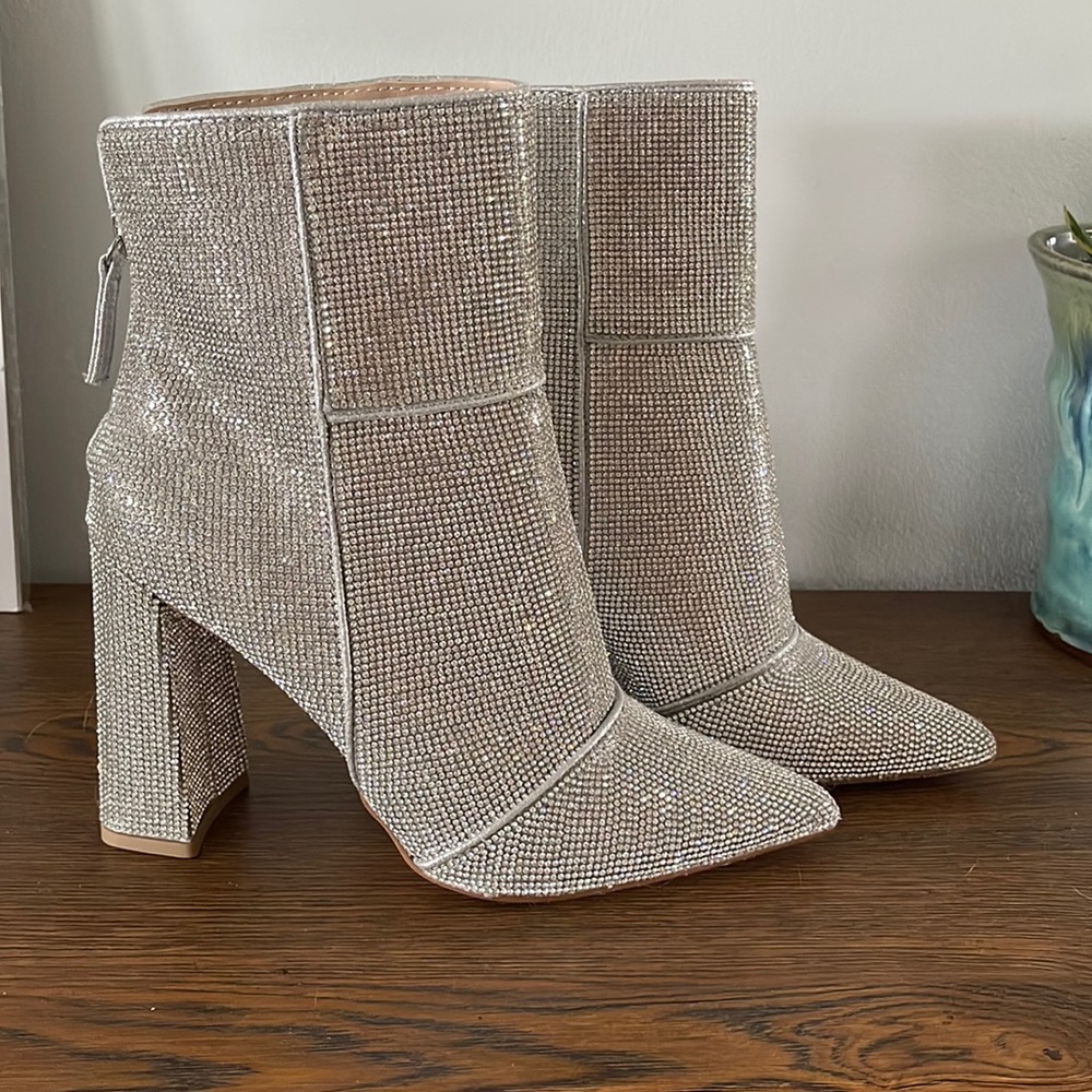 Steven Madden Rhinestone Booties - 8.5 - Picture 1 of 4